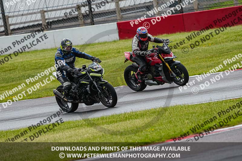 donington no limits trackday;donington park photographs;donington trackday photographs;estoril;event digital images;motorbikes;no limits;no limits trackdays;peter wileman photography;portugal;trackday;trackday digital images;trackday photos